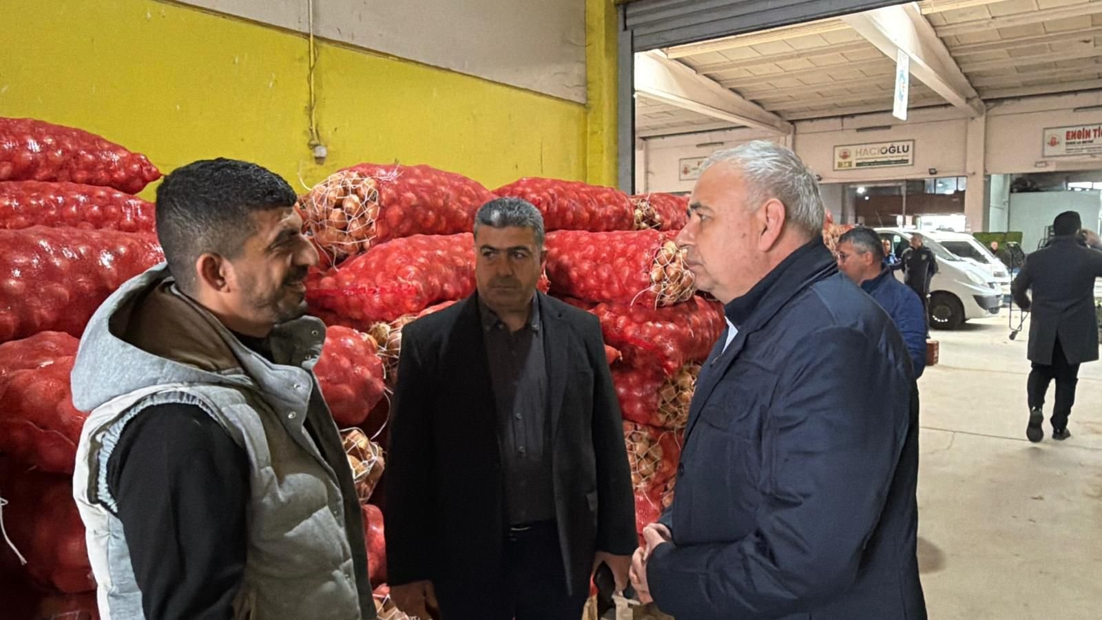 Mazot Fiyatlarındaki Artış Nakliyeyi Vurdu: Hal Esnafı Maliyetlerden Endişeli