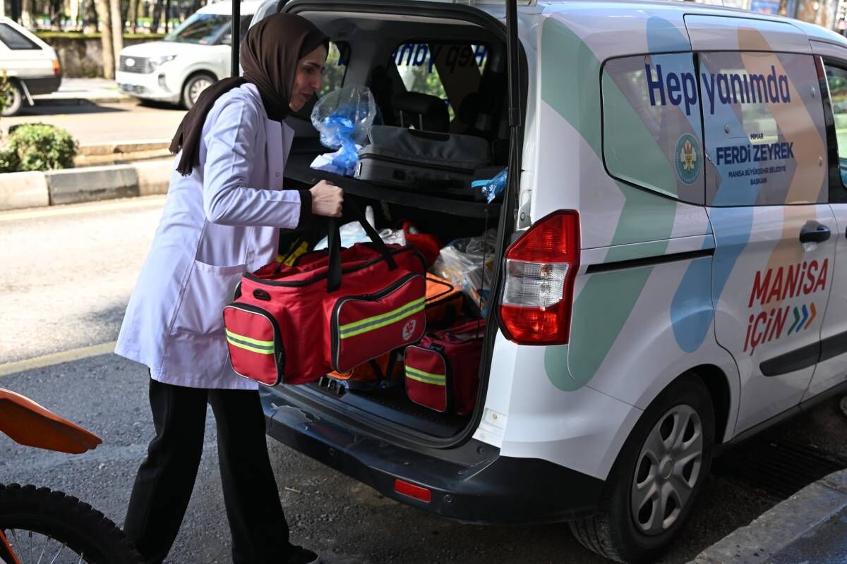 Manisa Büyükşehir Belediyesi'nden 65 Yaş Üstüne Evde Bakım Desteği