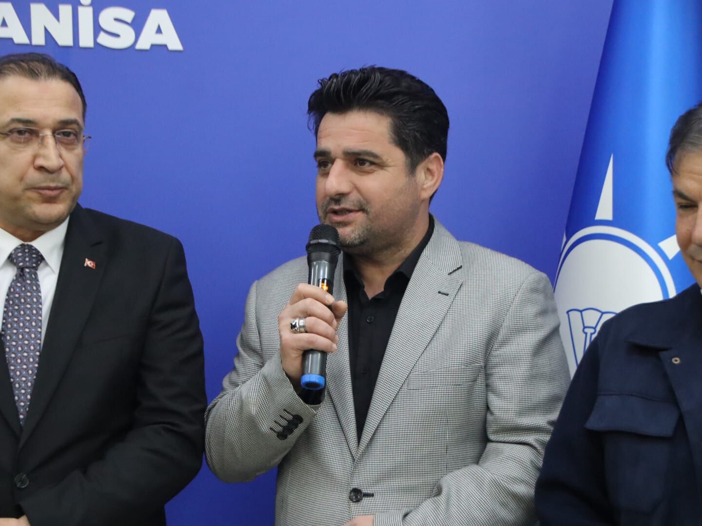 Manisa’da Ak Parti’de Bayramlaşma Birlik Mesajları Öne Çıktı (7)