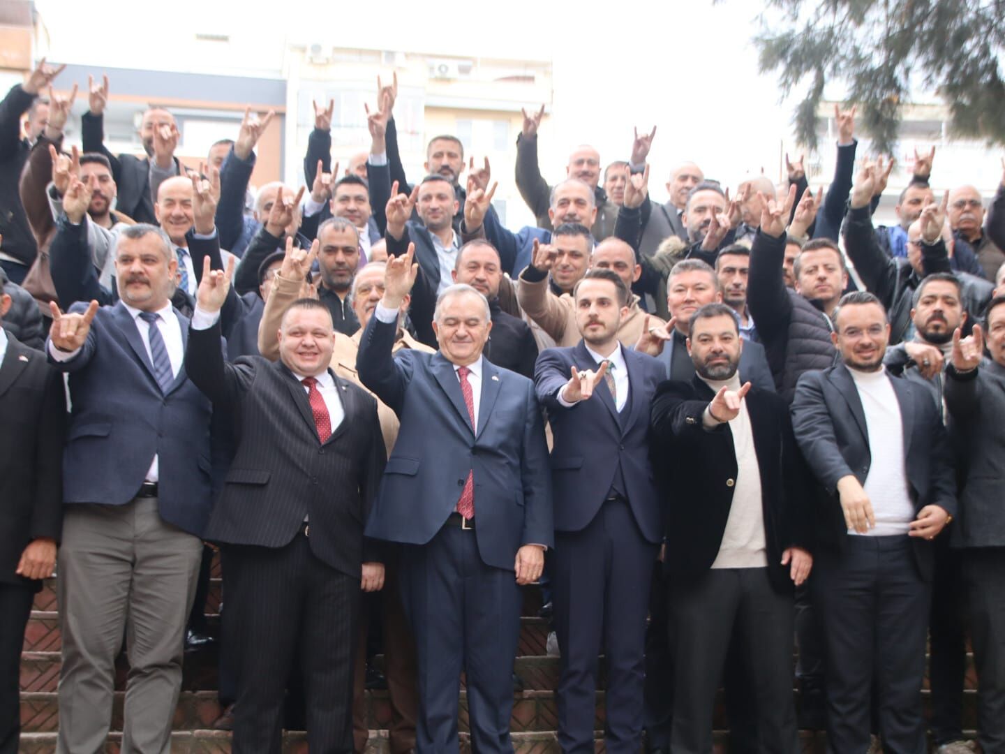 Mhp Manisa’da Arefe Günü Bayramlaştı Erkan Akçay’dan Dikkat Çeken Mesajlar (1)