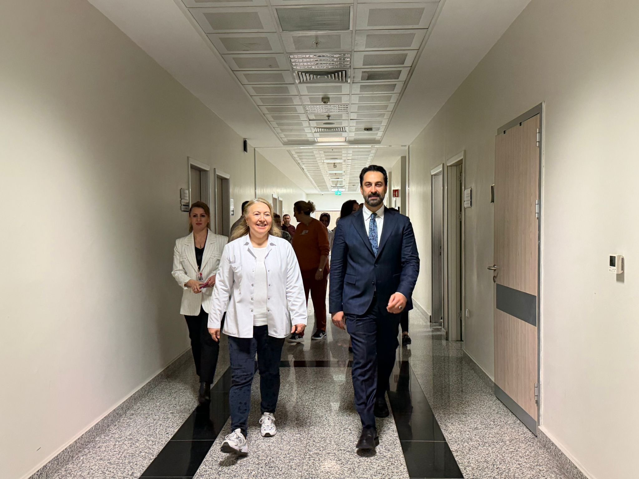 Mücahit Arınç’tan Manisa’da Yoğun Mesai Hastalara Ziyaret, Kurumlarla İstişare (3)