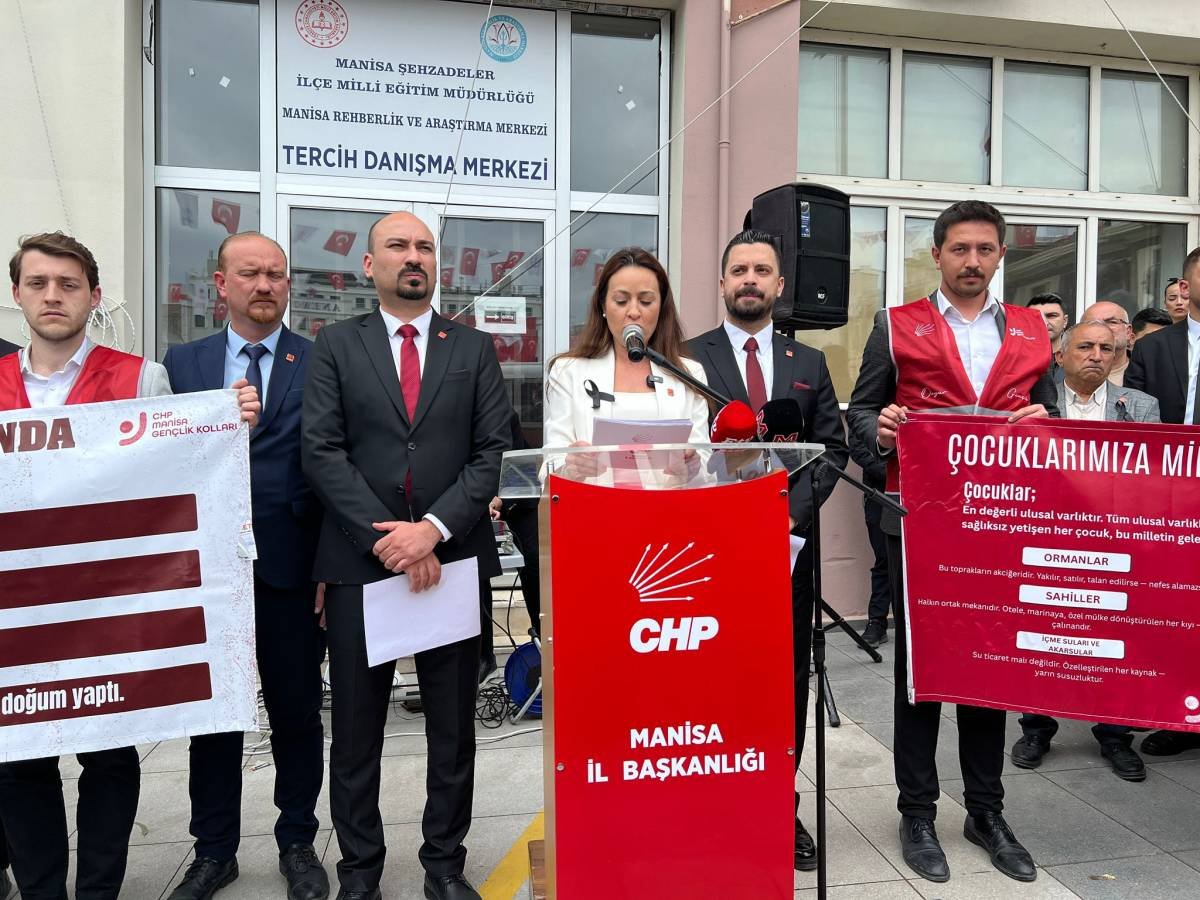 Chp Manisa'dan Sessiz Protesto (5)