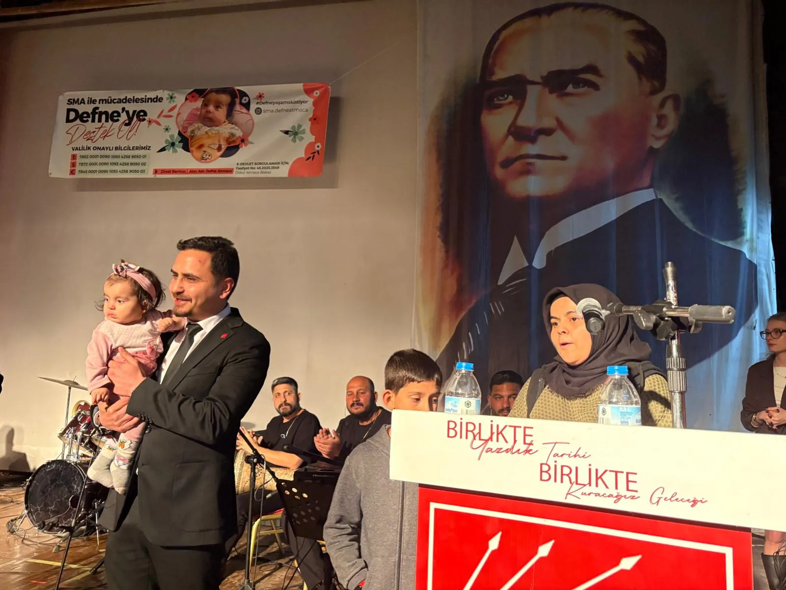 Defne Icin Umut Konseri Yogun Ilgi Gordu 11 69D89D3D508F2