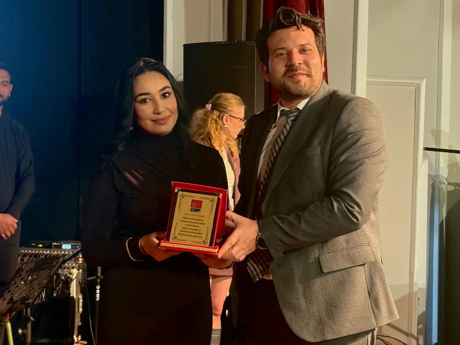 Defne Icin Umut Konseri Yogun Ilgi Gordu 31 69D89D41E8F37