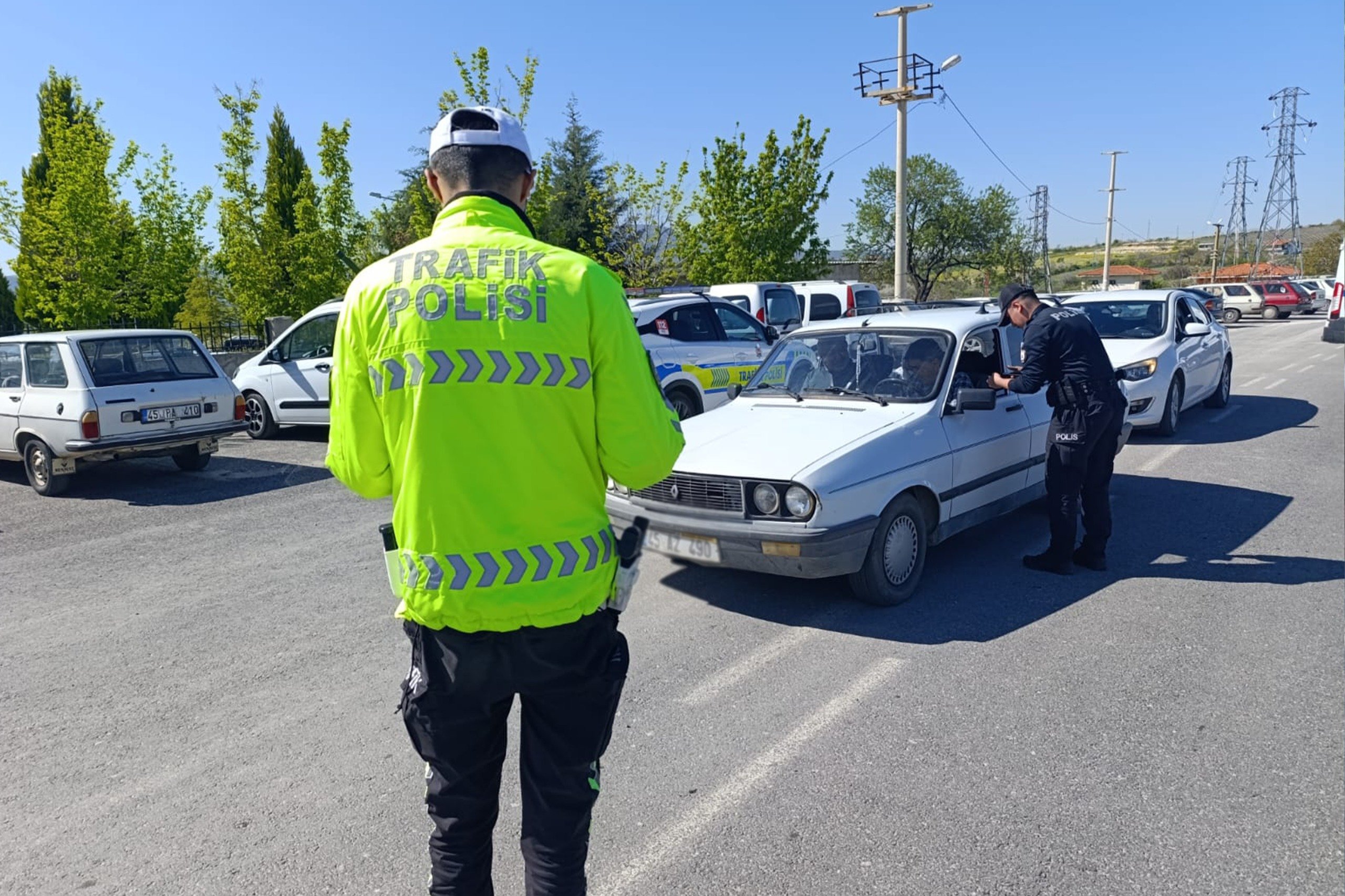 Manisa Emniyetinden Düzensiz Göç İle Mücadeleye Yönelik Huzur Uygulaması (2)