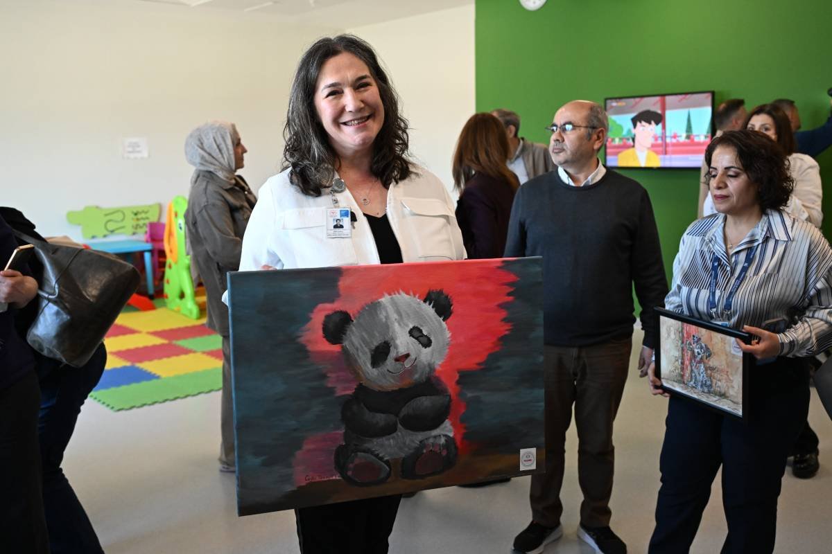 Manisada 23 Nisanda Minik Hastalara Moral Hediyesi 2 69E9E9Ad52Afa-2