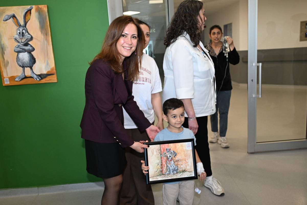 Manisada 23 Nisanda Minik Hastalara Moral Hediyesi 69E9E9A27F97D