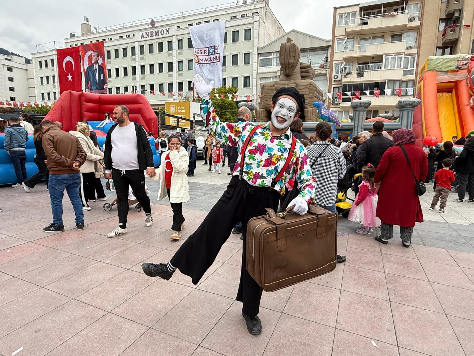Manisa’da Festival Coşkusu 23 Nisan’la Birleşti (1)