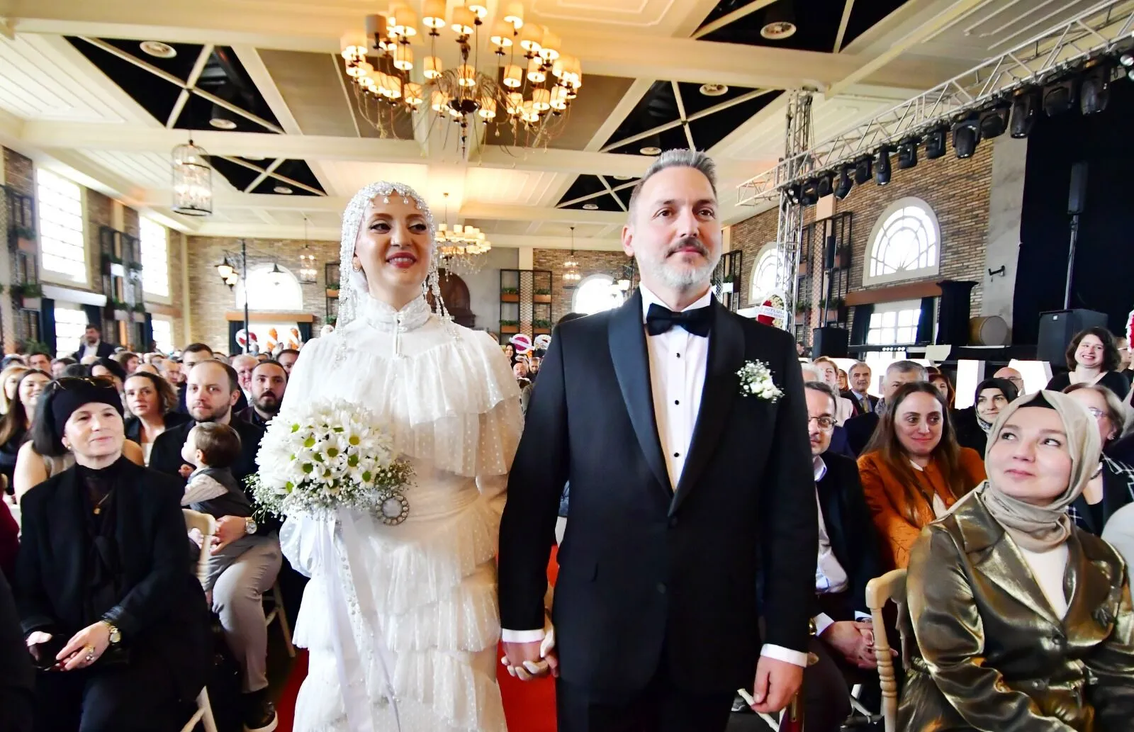 Manisa’da Görkemli Düğün Balkız Ve Horasan Ailelerinin Mutlu Günü (3)