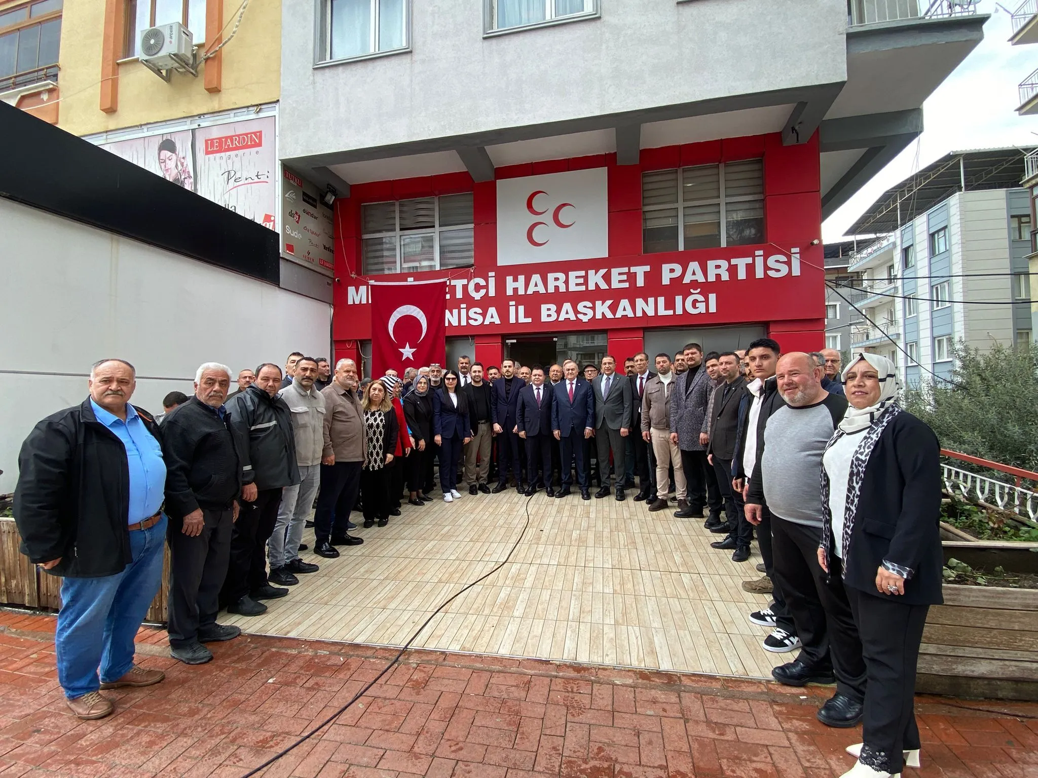 Mhp Manisa Teskilatindan Alparslan Turkes Icin Lokma Hayri 6 69D258E88Cafd