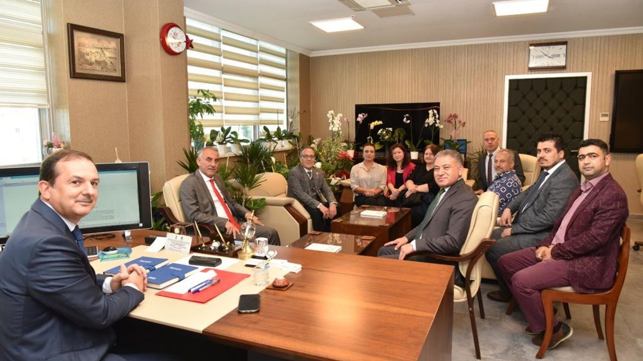 Türk Sağlık Sen Genel Başkan Yardımcıları Manisa’da temaslarda bulundu