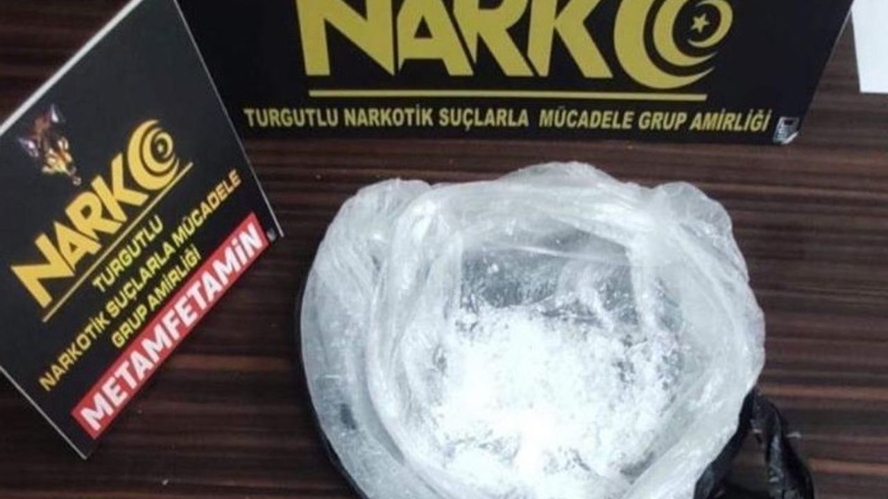 Turgutlu’da uyuşturucuyla yakalanan 3 şüpheli tutuklandı