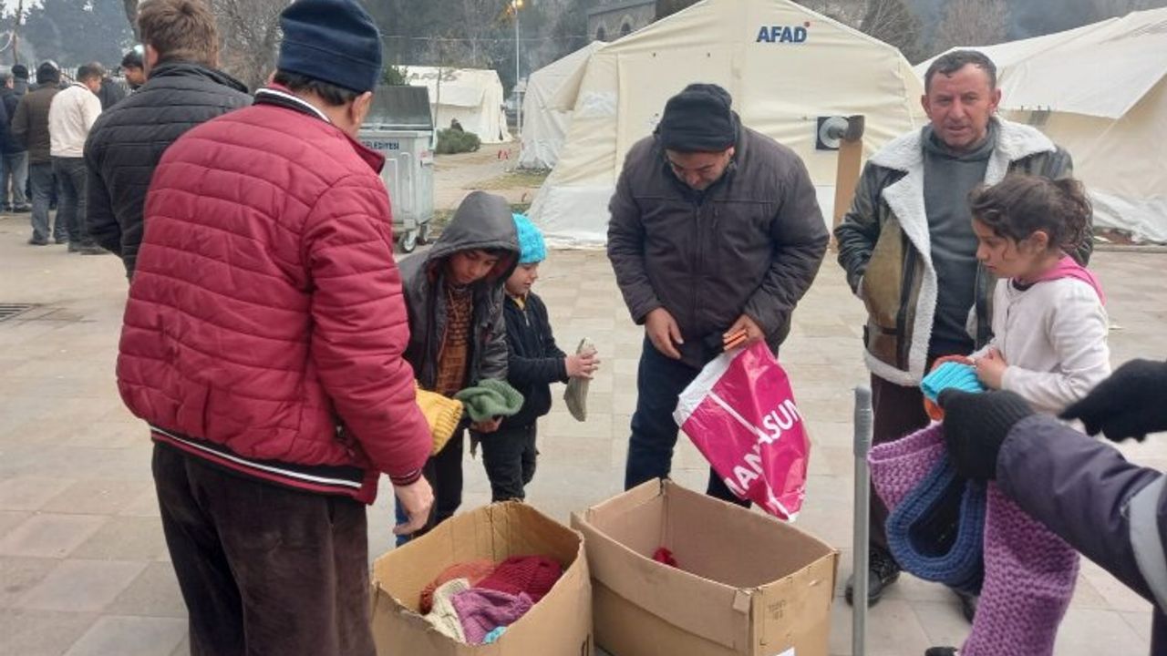 Antalya Kumluca Amatör Spor'dan afet bölgesine yardım eli
