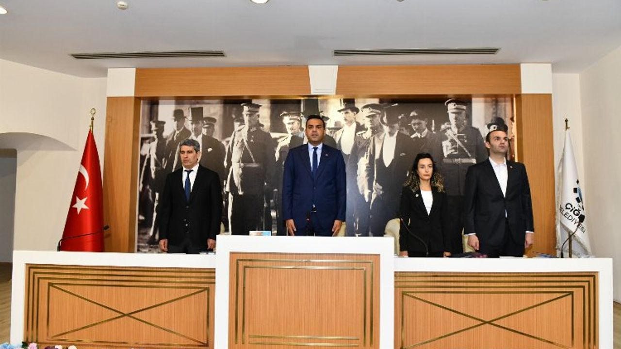 Çiğli Belediye Başkanı Yıldız'dan ilk mecliste uyum mesajı