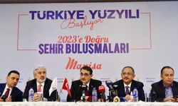 Basına soru sansürü! Ak partinin Türkiye Şehirler buluşması Manisa’da gerçekleşti.