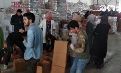 GEDER'in Vefa grubu sahada depremzedelerin yanında