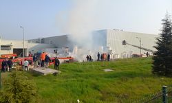 GÜNCELLEME - Manisa'da fabrikada çıkan yangın söndürüldü