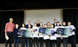 Çerçi, ‘Robot Yarışması’nda dereceye giren öğrencileri kutladı