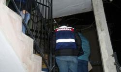 İzmir merkezli "terörizmin finansmanı" operasyonunda 18 kişiye gözaltı