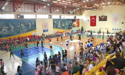 Abdullah Aktarlı anısına voleybol şenliği yapıldı