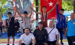 Yunusemreli Güreşçiler Denizli'de Manisa'nın gururu oldu