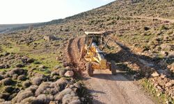 Yunusemre Belediyesi, 200 km ova yollarını düzenledi