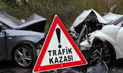 Turgutlu'da trafik kazası sürücü ağır yaralı