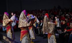 Manisa’da "Umut Veren Türküler" Konseri Büyük İlgi Gördü