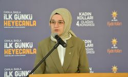 AK Parti Yunusemre İlçe Kadın Kolları Başkanlığı’na Büşra Temel seçildi