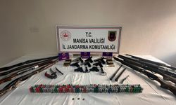 Manisa Emniyetinden 1 haftalık operasyon! Sayısız esrar ve tabanca bulundu