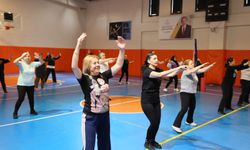 Manisa’da Kadınlar Sporla Sağlıklı ve Mutlu Bir Yaşam Sürüyor