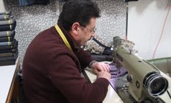 Dikiş makineleri arasında ömrünü harcayan Hüseyin Durak, işini ilk günkü aşkla yapıyor