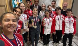 Manisa BBSK’lı Milli Sporcular Başkan Ferdi Zeyrek’in konuğu oldu