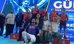 Yunusemreli güreşçiler Türkiye şampiyonu oldu