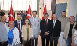 Manisa protokolü bayramlaştı