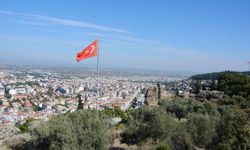 Manisa’da Araç Sayısı Nüfusu Solladı: Her 2 Kişiden 1’i Direksiyonda!