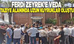 Ferdi Zeyrek’e veda: Taziye alanında uzun kuyruklar oluştu