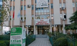 Demirci’den sınava hazırlanan öğrencilere ve ailelerine tam destek!