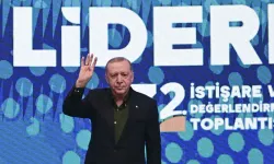 AK Parti'nin yeni şarkısı ilk kez çalındı: Dünya bizi bekler