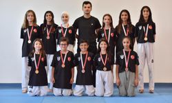Manisa’nın ilçesinde tekvando rüzgarları esti: Tam 9 madalya kazandılar!