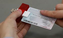 Tek tıkla resmî işlem: e-İmzalar kimliklere yükleniyor