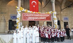 Manisa’da Tarihi Muradiye Camii’nde Kur’an ziyafeti