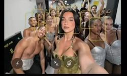 Dua Lipa iPhone 17 Pro aldı, paylaşımı sosyal medyayı salladı