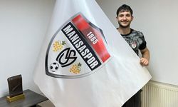 Yağız Bağcı, babasının yolundan Manisaspor’a imza attı