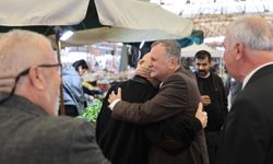 Başkan Balaban Laleli’de pazarcılarla buluştu