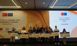 Manisalı genç Ceylin Çaltepe Türkiye Birincisi oldu!