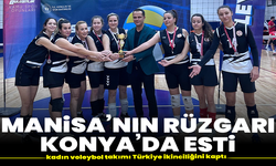 Manisa’nın rüzgarı Konya’da esti: Kadın voleybol takımı Türkiye ikinciliğini kaptı