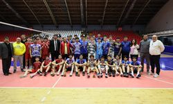 Manisa’da Voleybol Müsabakaları Tamamlandı