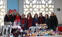 Yunusemre’de 14 Şubat Temalı Pazar Kuruldu