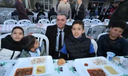 Sancaklıbozköy’de İftar Sofrası Kuruldu: Başkan Şimşek Vatandaşla İftar Sofrasında Buluştu